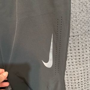 Mens nike dri fit pants large Black Pockets Zipper Tapered Reflective